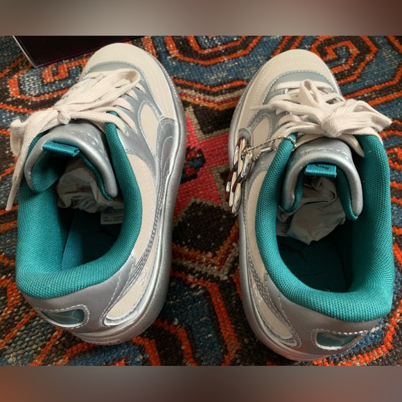 NNW: PUMA Pronounce x Suede Mayu 2 Platform Sneakers - SUPER RAD - Picture 5 of 9